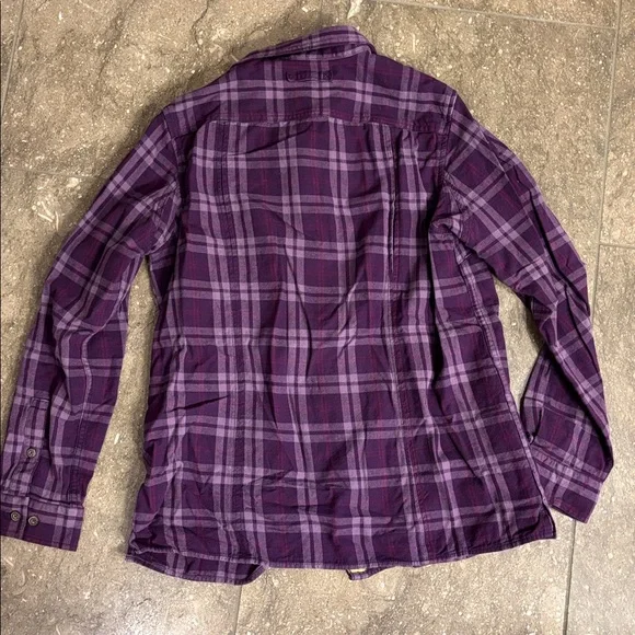 Duluth Trading purple flannel, M - Picture 4 of 12